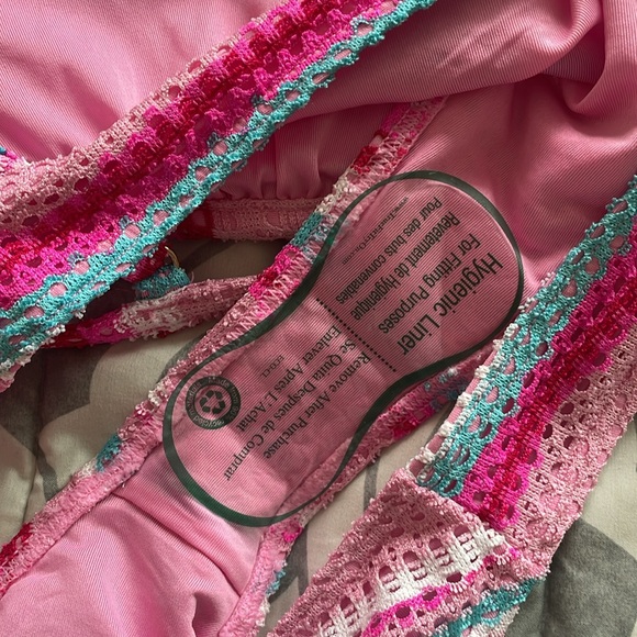 NWT KATE SPADE Colorful Striped Bikini Set SIZE MEDIUM - Picture 5 of 5